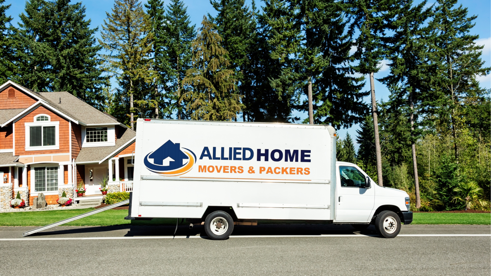 Green Business Bold Colorful Minimalist YouTube Thumbnail